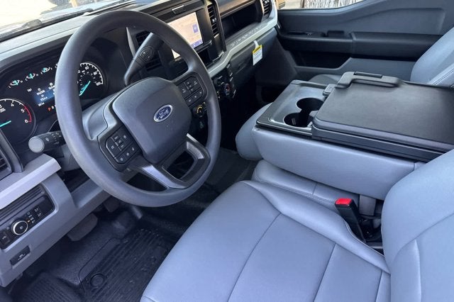 2025 Ford Super Duty F-350 DRW XL 4WD SuperCab 168 WB 60 CA