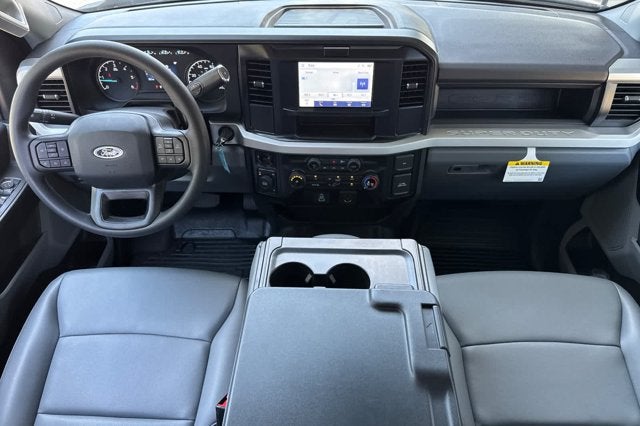 2025 Ford Super Duty F-350 DRW XL 4WD SuperCab 168 WB 60 CA