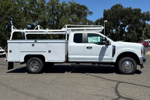 2025 Ford Super Duty F-350 DRW XL 4WD SuperCab 168 WB 60 CA