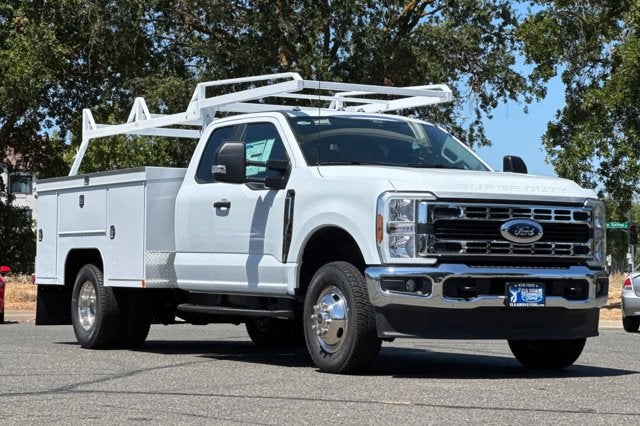 2025 Ford Super Duty F-350 DRW XL 4WD SuperCab 168 WB 60 CA
