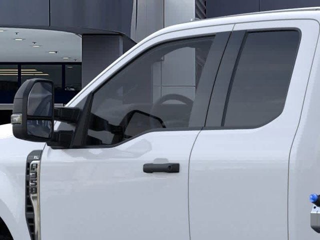 2026 Ford Super Duty F-350 DRW XL 4WD SuperCab 168 WB 60 CA