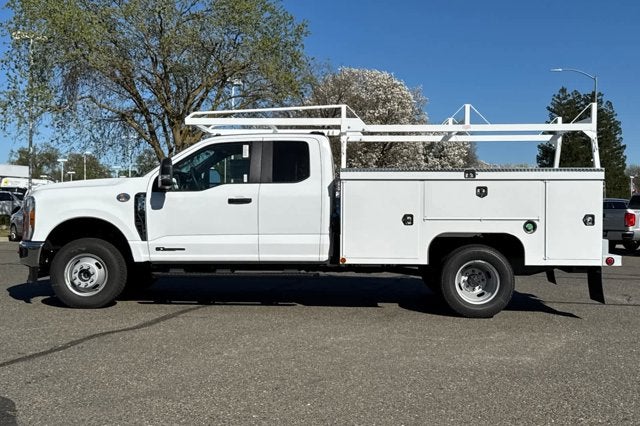 2026 Ford Super Duty F-350 DRW XL 4WD SuperCab 168 WB 60 CA