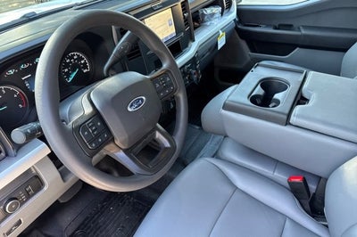 2025 Ford Super Duty F-350 DRW XL