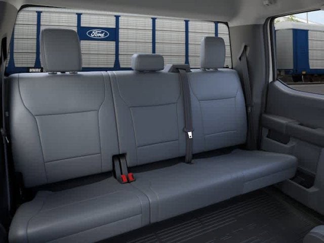 2026 Ford Super Duty F-350 DRW XL 4WD SuperCab 168 WB 60 CA