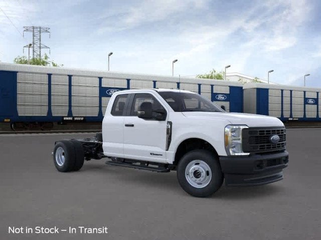 2026 Ford Super Duty F-350 DRW XL 4WD SuperCab 168 WB 60 CA