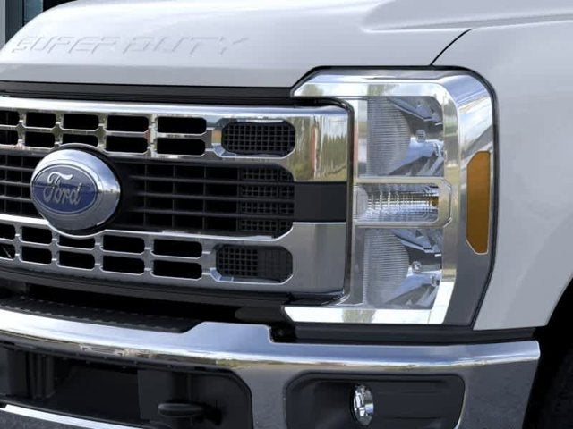 2026 Ford Super Duty F-350 DRW 4WD SuperCab 168 WB 60 CA