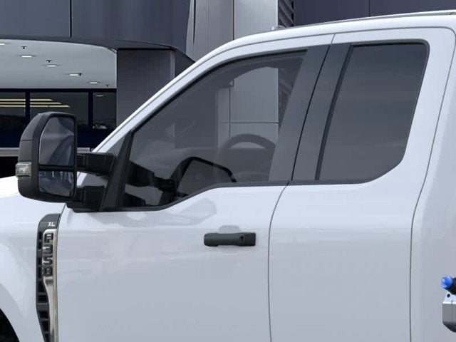 2026 Ford Super Duty F-350 DRW 4WD SuperCab 168 WB 60 CA
