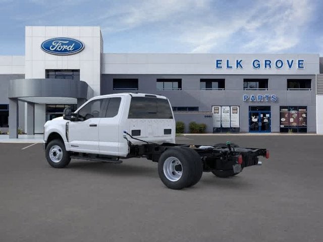 2026 Ford Super Duty F-350 DRW 4WD SuperCab 168 WB 60 CA
