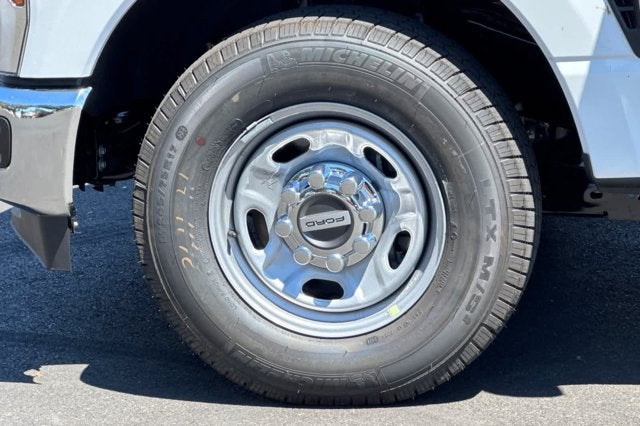 2026 Ford Super Duty F-250 SRW XL 2WD Reg Cab 8 Box