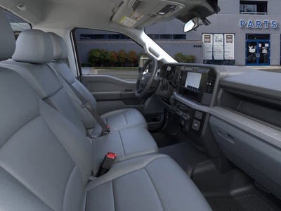 2025 Ford Super Duty F-550 DRW XLT