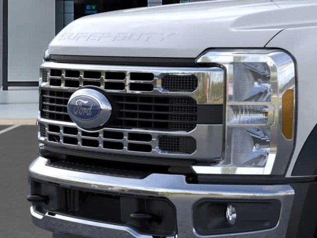 2026 Ford Super Duty F-600 DRW XL