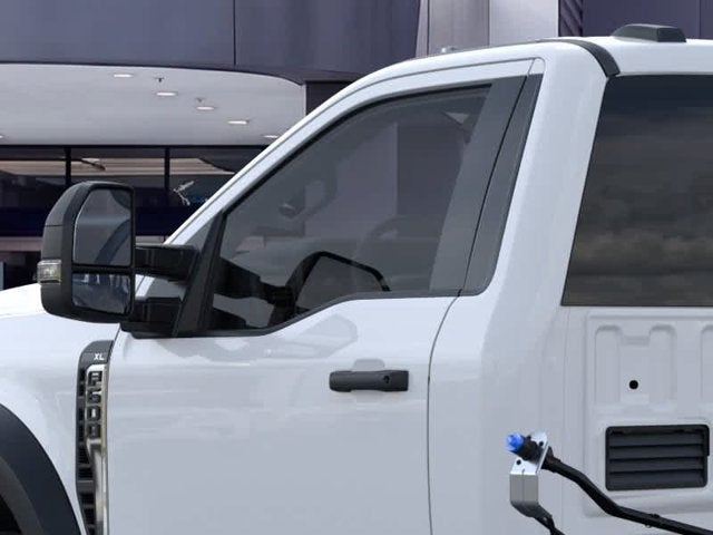 2026 Ford Super Duty F-600 DRW XL