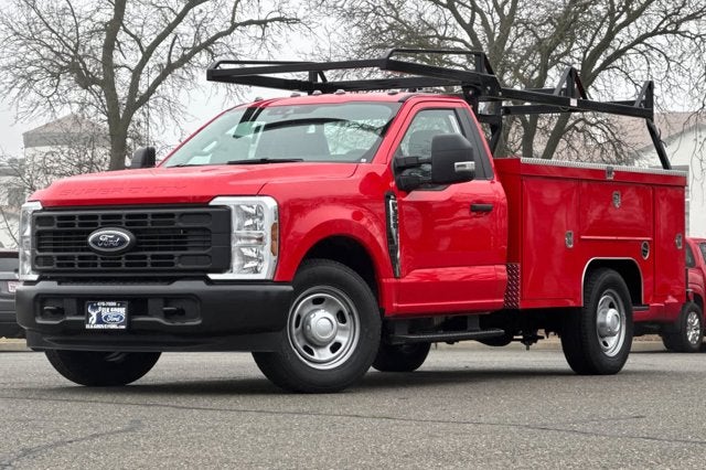 2026 Ford Super Duty F-350 SRW XL 2WD Reg Cab 145 WB 60 CA
