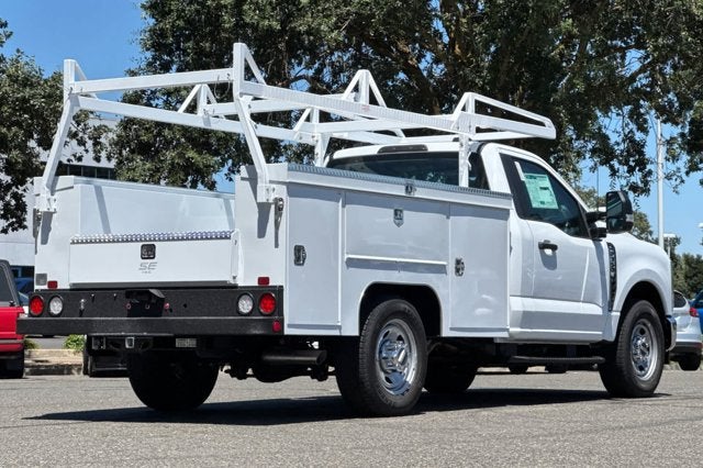 2026 Ford Super Duty F-350 SRW XL 2WD Reg Cab 145 WB 60 CA