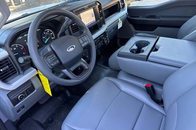 2026 Ford Super Duty F-350 SRW XL 4WD Reg Cab 145 WB 60 CA