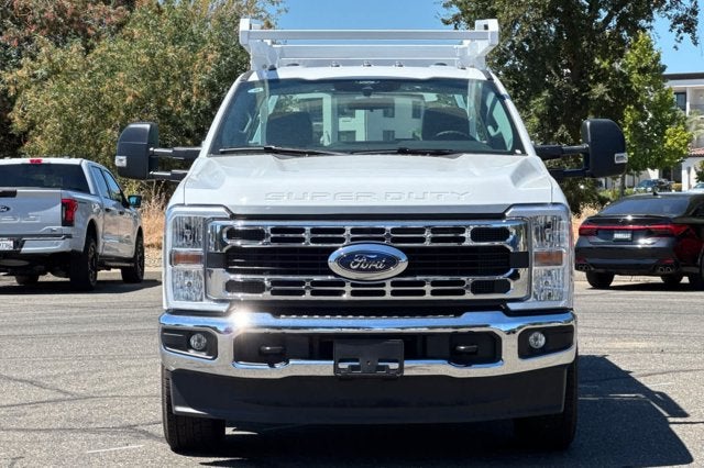2026 Ford Super Duty F-350 SRW XL 4WD Reg Cab 145 WB 60 CA
