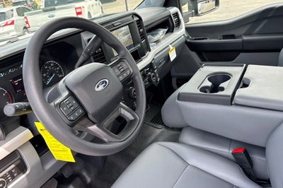 2026 Ford Super Duty F-350 SRW XL 4WD Reg Cab 145 WB 60 CA