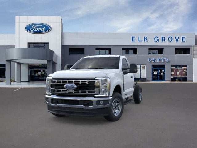 2026 Ford Super Duty F-350 SRW XL 4WD Reg Cab 145 WB 60 CA