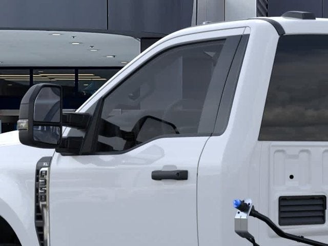 2026 Ford Super Duty F-350 SRW XL 4WD Reg Cab 145 WB 60 CA