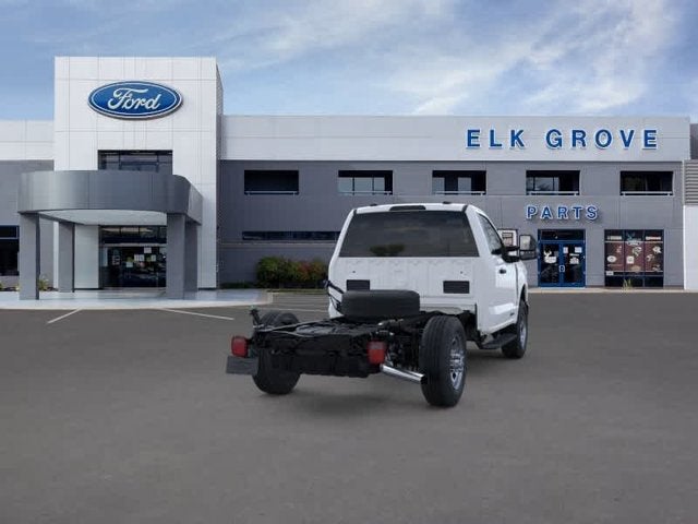 2026 Ford Super Duty F-350 SRW XL 4WD Reg Cab 145 WB 60 CA