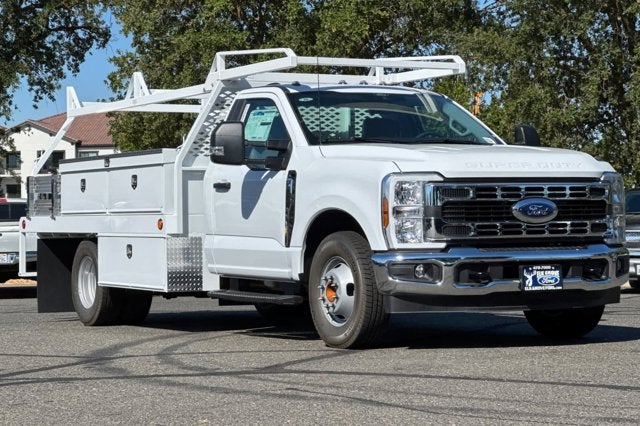 2025 Ford Super Duty F-350 DRW XL