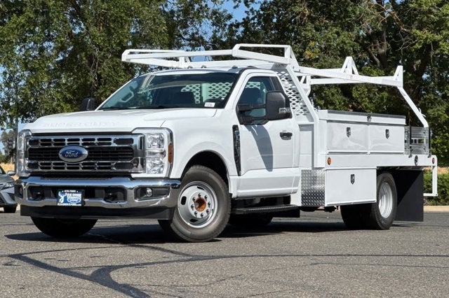 2025 Ford Super Duty F-350 DRW XL
