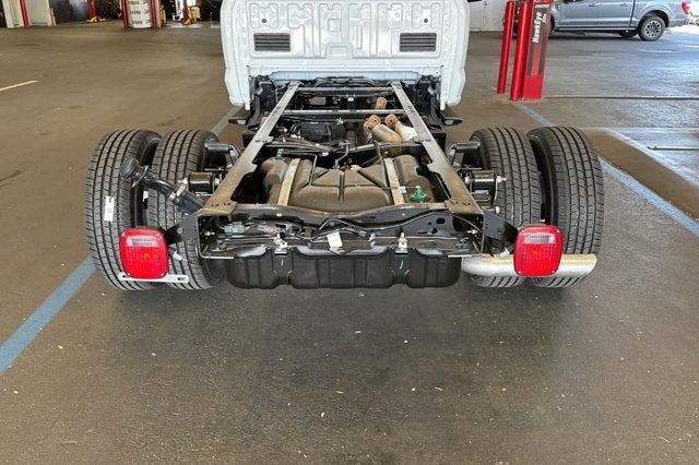 2025 Ford Super Duty F-350 DRW XL