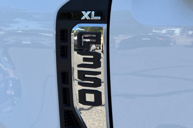 2025 Ford Super Duty F-350 DRW XL