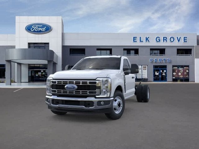2026 Ford Super Duty F-350 DRW XL