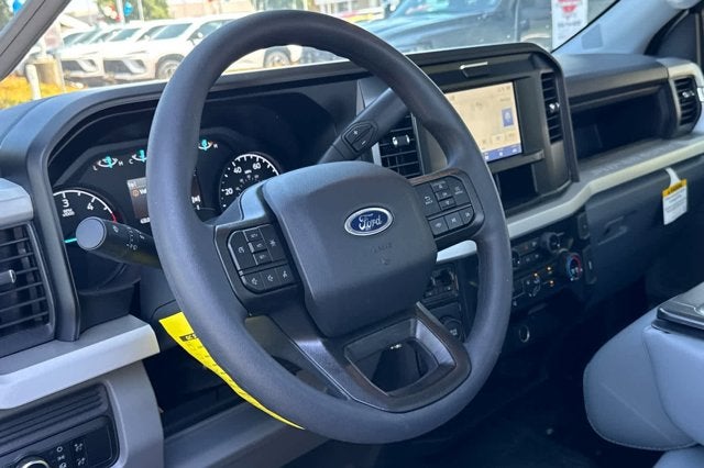 2026 Ford Super Duty F-350 DRW XL