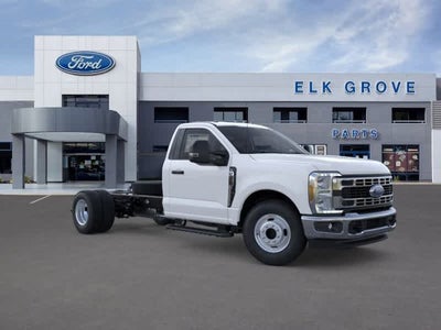 2026 Ford Super Duty F-350 DRW XL