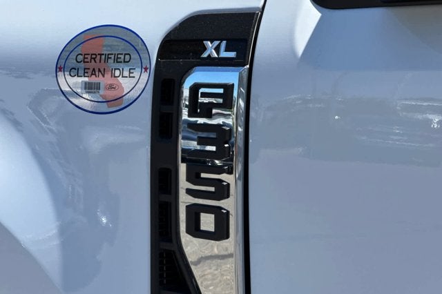 2026 Ford Super Duty F-350 DRW XL