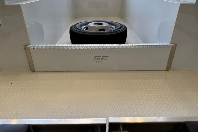 2025 Ford Super Duty F-350 DRW XL