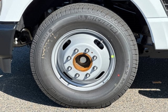 2025 Ford Super Duty F-350 DRW XL