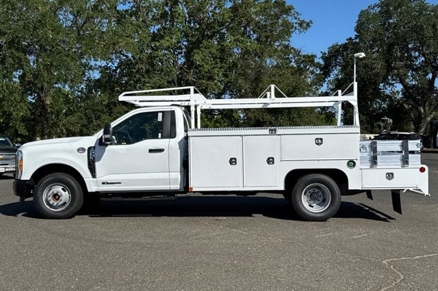 2025 Ford Super Duty F-350 DRW XL