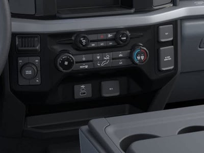 2026 Ford Super Duty F-550 DRW XLT
