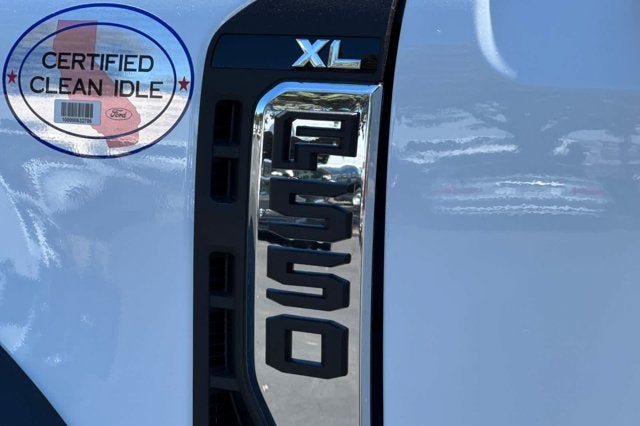 2026 Ford Super Duty F-550 DRW XL