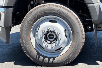 2026 Ford Super Duty F-550 DRW XL