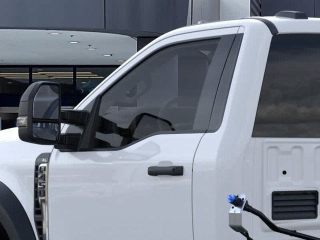 2026 Ford Super Duty F-450 DRW XLT