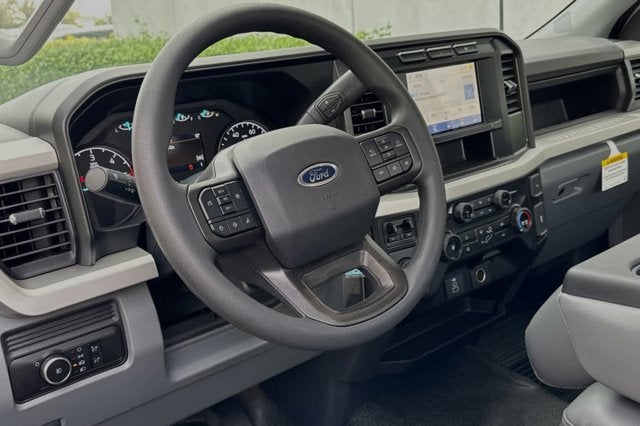 2024 Ford Super Duty F-450 DRW XL