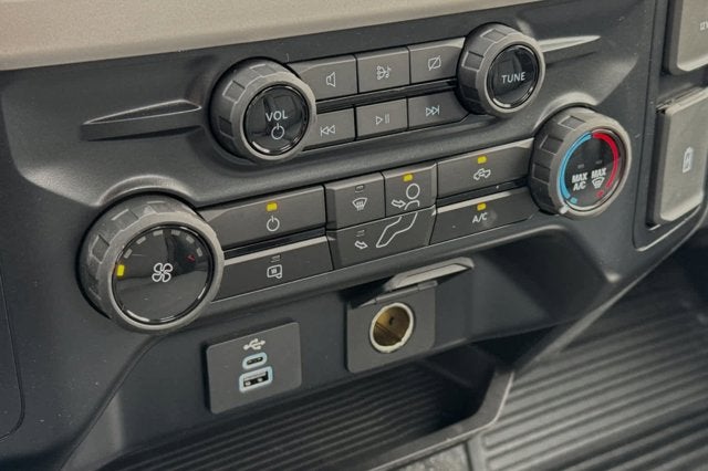 2024 Ford Super Duty F-450 DRW XL