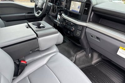 2024 Ford Super Duty F-550 DRW XL