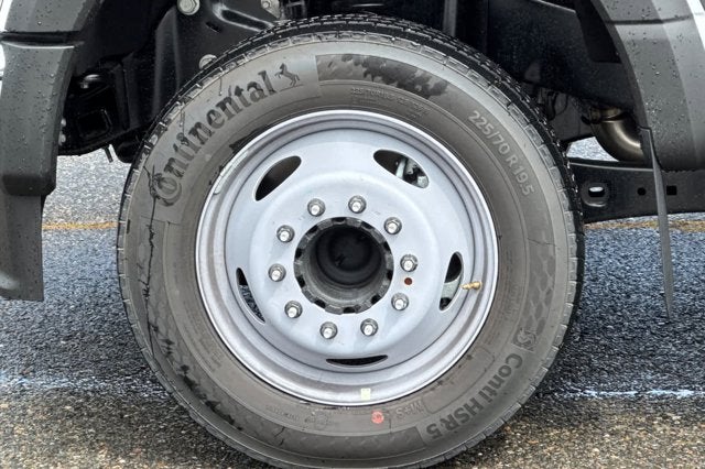 2024 Ford Super Duty F-550 DRW XL