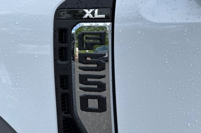 2024 Ford Super Duty F-550 DRW XL