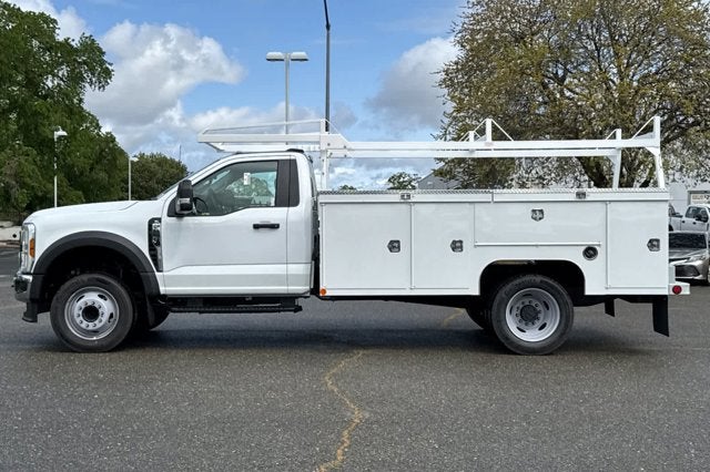 2024 Ford Super Duty F-550 DRW XL