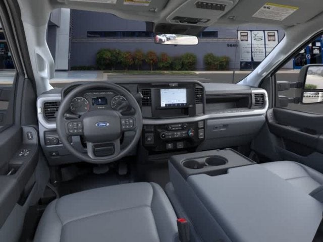 2026 Ford Super Duty F-550 DRW XL