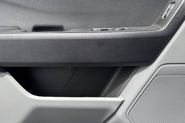 2026 Ford Super Duty F-550 DRW XLT