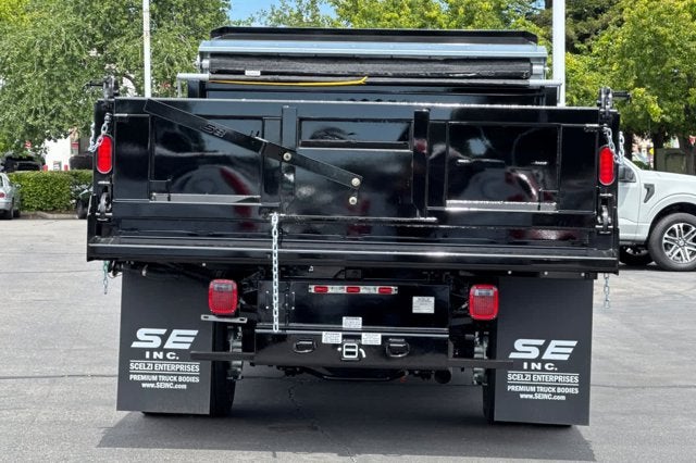 2026 Ford Super Duty F-550 DRW XLT