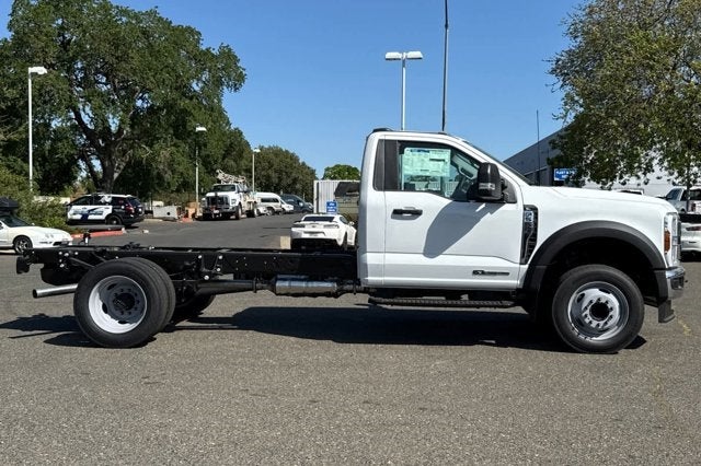 2025 Ford Super Duty F-550 DRW XL