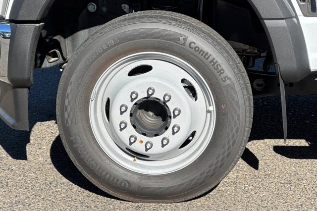 2025 Ford Super Duty F-550 DRW XL